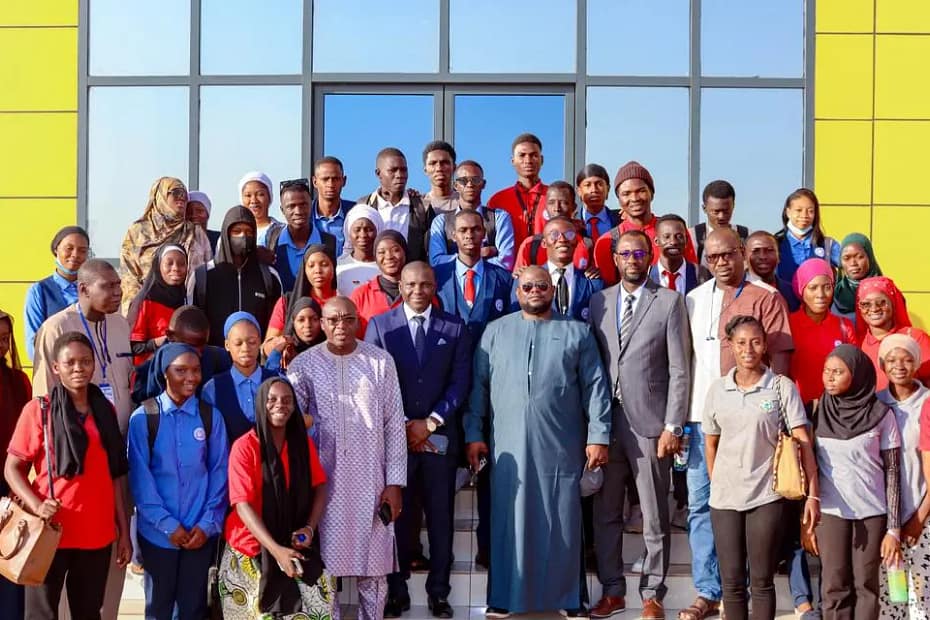 ÉCONOMIES ET INFRASTRUCTURES AEROPORTUAIRES AU MALI